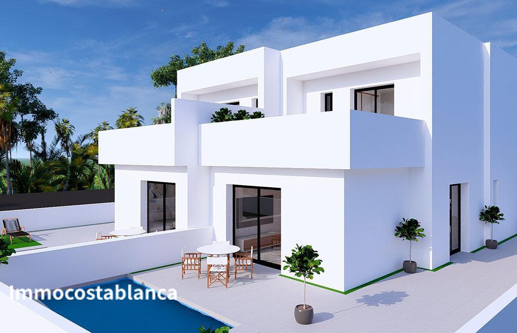 Вилла в Дайя-Нуэве, 130 м², 389 000 €, фото 1, объявление 57995616