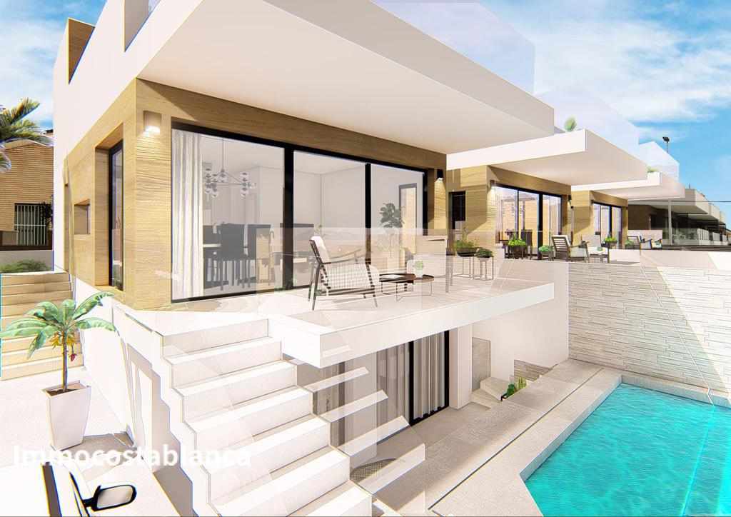 Квартира в Ла-Мата, 204 м², 820 000 €, фото 1, объявление 70839536