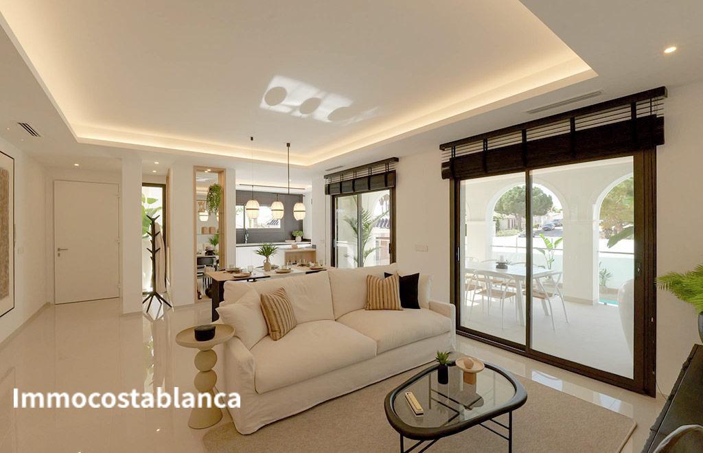 Вилла в Рохалесе, 168 м², 871 000 €, фото 2, объявление 44913216