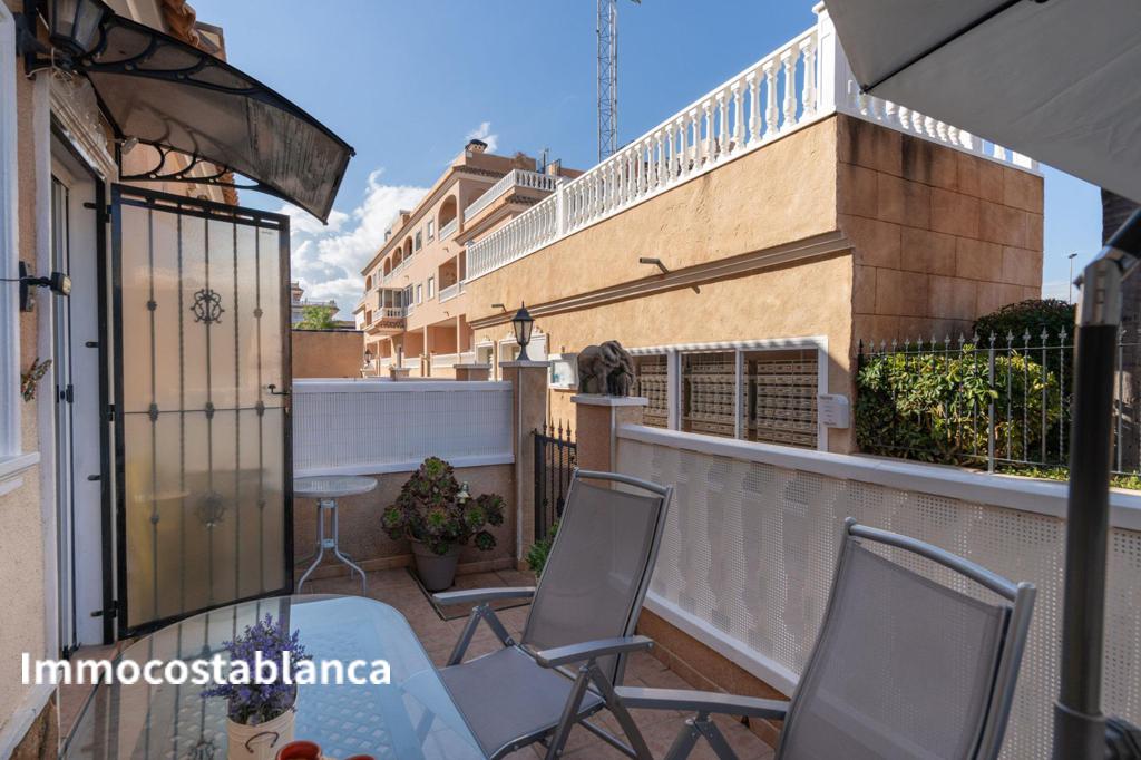 Квартира в Ориуэла Коста, 77 м², 215 000 €, фото 2, объявление 11817216