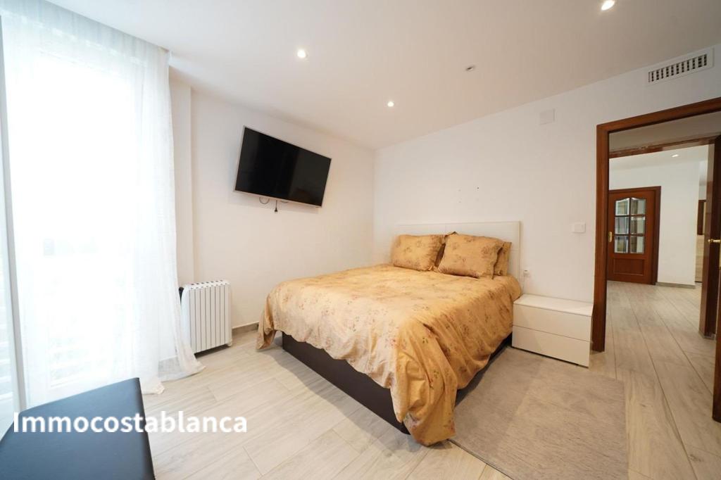 Квартира в Аликанте, 130 м², 300 000 €, фото 5, объявление 33610016