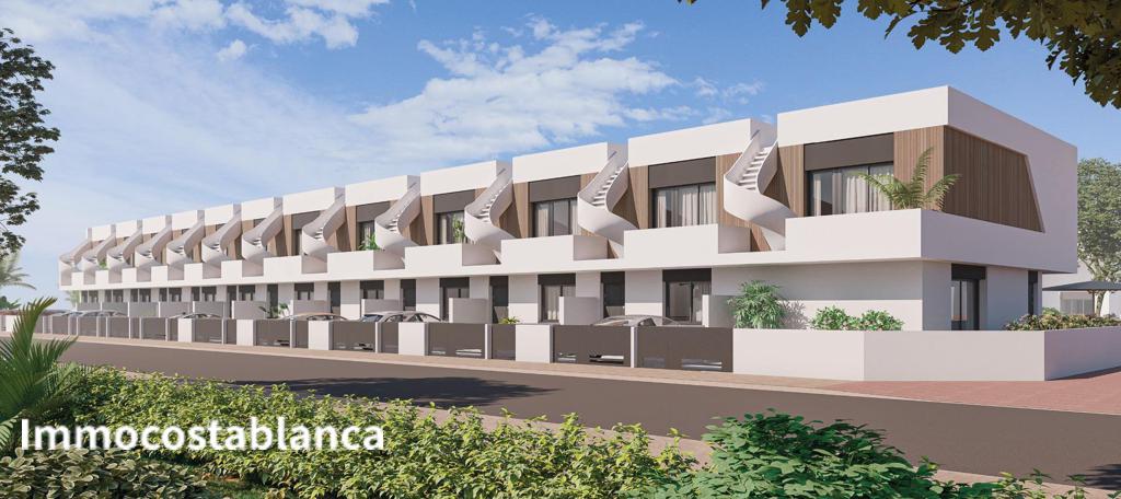 Квартира в Пилар-де-ла-Орададе, 91 м², 315 000 €, фото 1, объявление 69407536