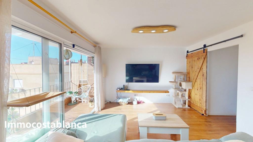 Квартира в Аликанте, 87 м², 170 000 €, фото 2, объявление 64497216