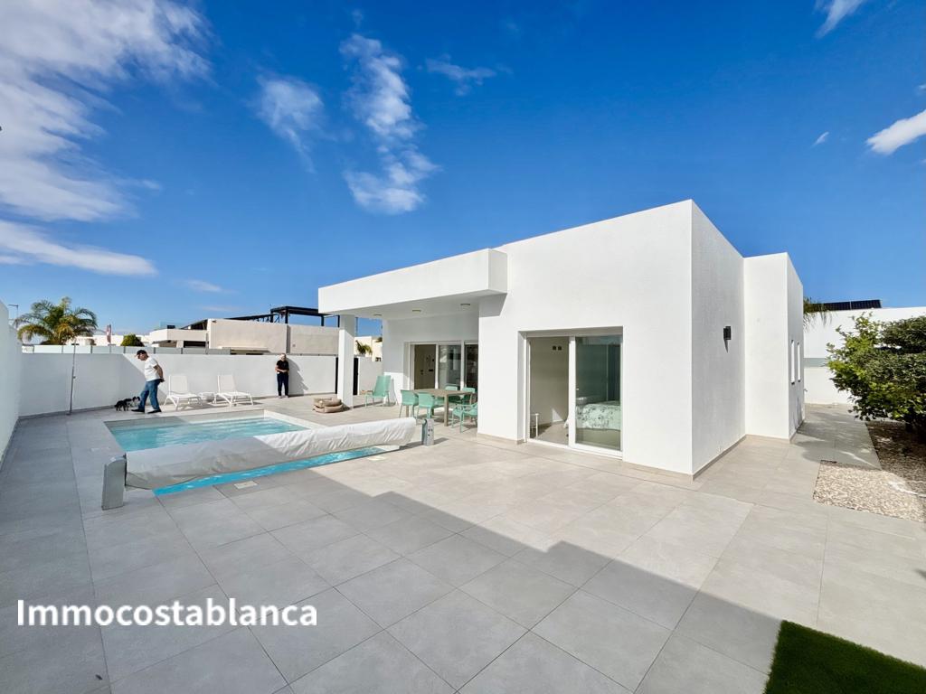 Вилла в Сьюдад-Кесада, 124 м², 570 000 €, фото 4, объявление 6193216
