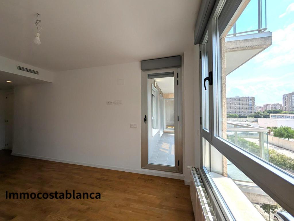 Квартира в Аликанте, 90 м², 420 000 €, фото 1, объявление 37663536