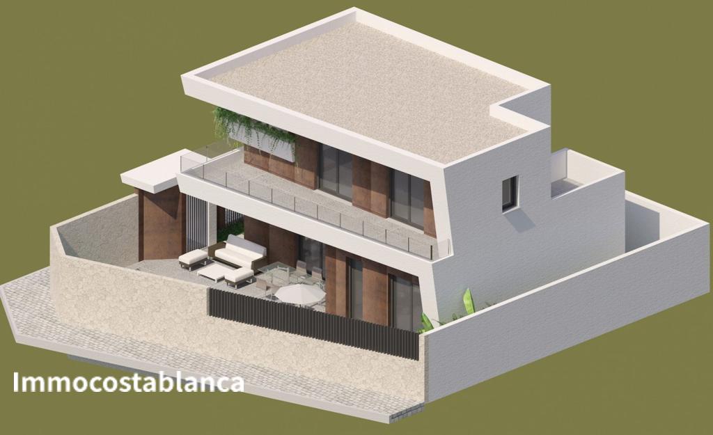 Вилла в Сьюдад-Кесада, 135 м², 560 000 €, фото 1, объявление 23727536