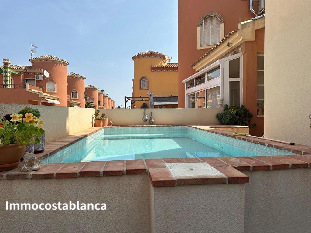 Вилла в Ориуэла Коста, 125 м², 285 000 €, фото 2, объявление 58297216