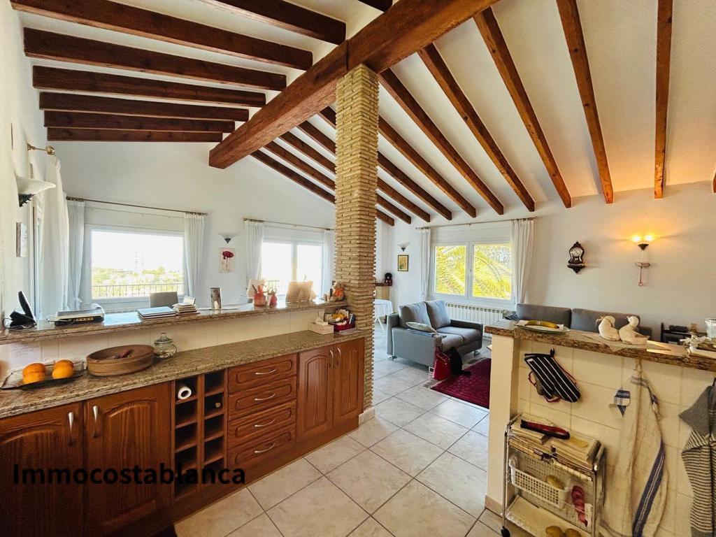 Вилла в Дении, 274 м², 575 000 €, фото 10, объявление 74217216