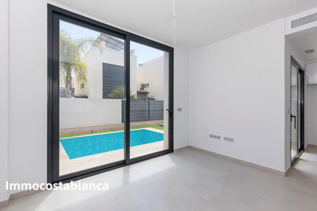 Вилла в Ориуэла Коста, 140 м², 319 000 €, фото 3, объявление 7465216