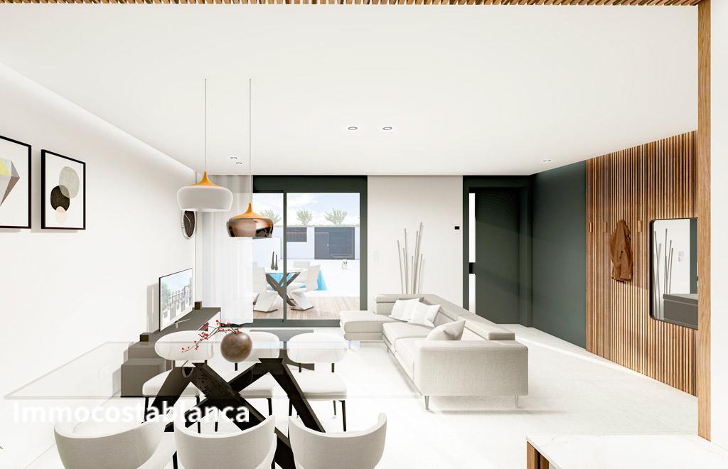 Таунхаус в Пилар-де-ла-Орададе, 121 м², 385 000 €, фото 1, объявление 56581936