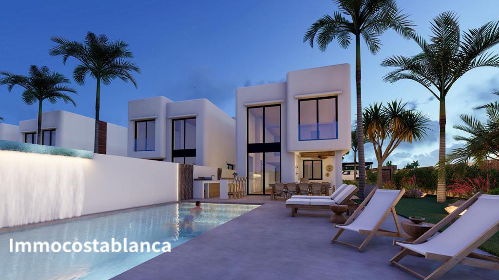 Вилла в Эль Альбире, 391 м², 875 000 €, фото 1, объявление 77764416