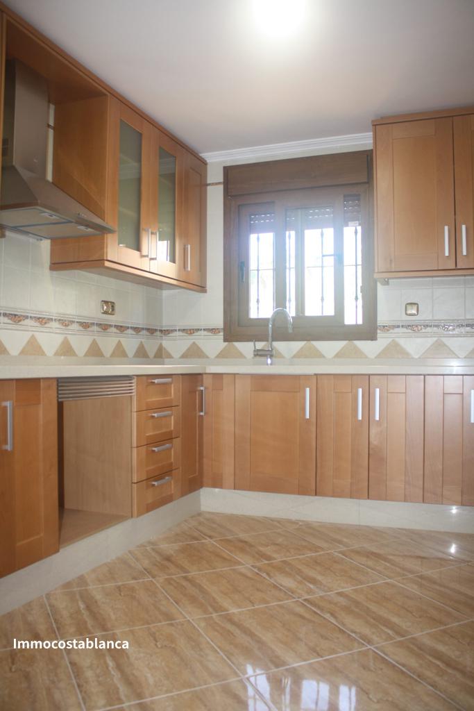 Вилла в Торревьехе, 319 м², 550 000 €, фото 2, объявление 18135536