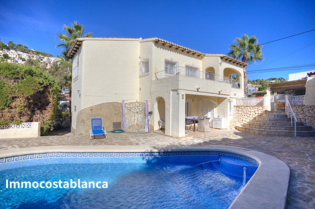 Коттедж в Морайре, 185 м², 565 000 €, фото 1, объявление 65832416