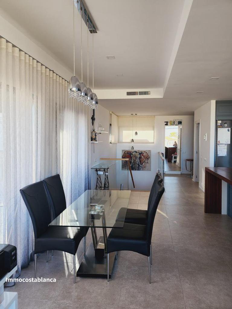 Коттедж в Бенитачеле, 402 м², 950 000 €, фото 1, объявление 34545936