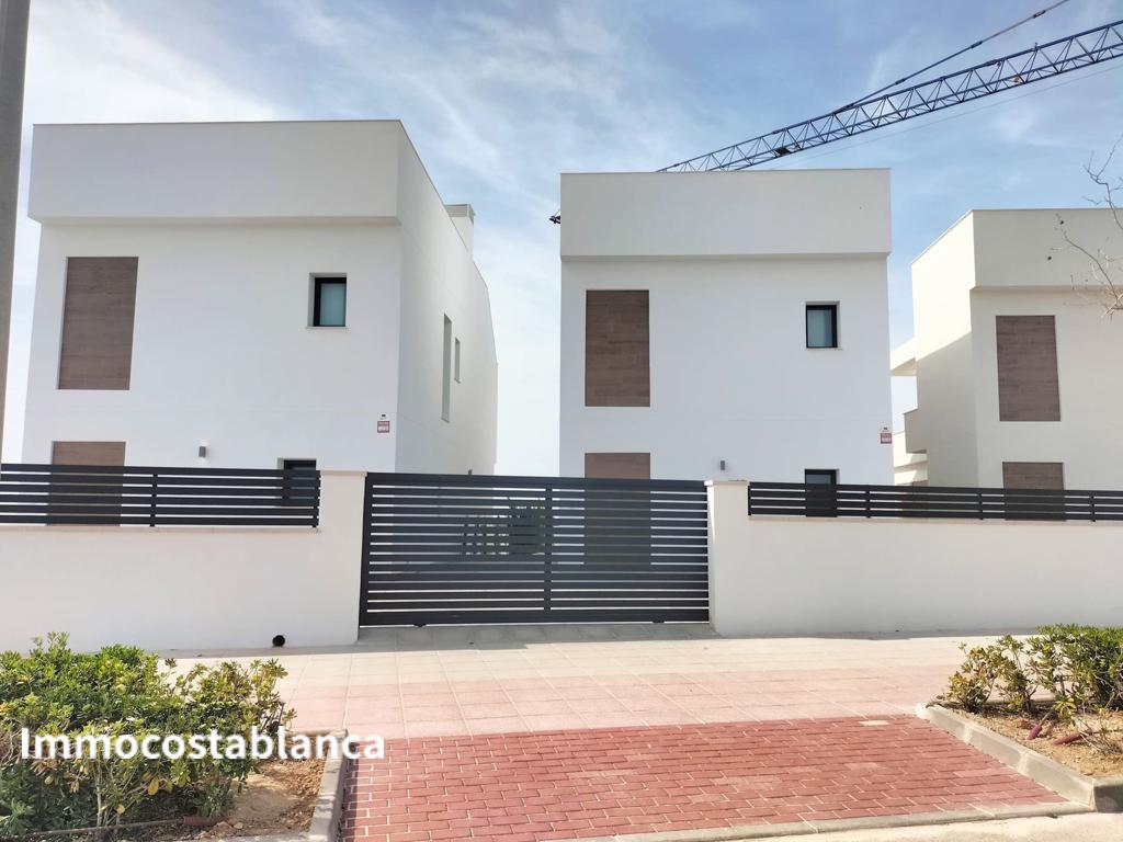 Вилла в Пилар-де-ла-Орададе, 205 м², 460 000 €, фото 10, объявление 30615536