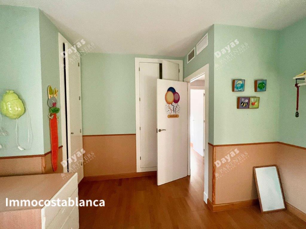 Дом в городе в Бигастро, 296 м², 242 000 €, фото 4, объявление 40975456