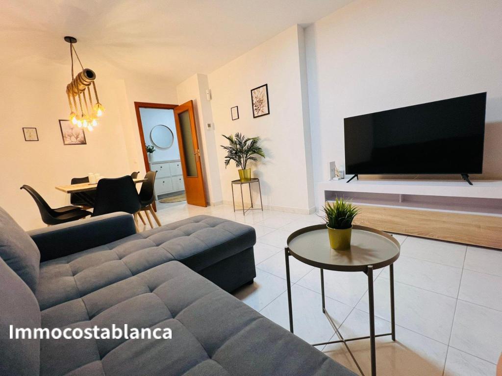 Квартира в Бенидорме, 92 м², 220 000 €, фото 1, объявление 51145216