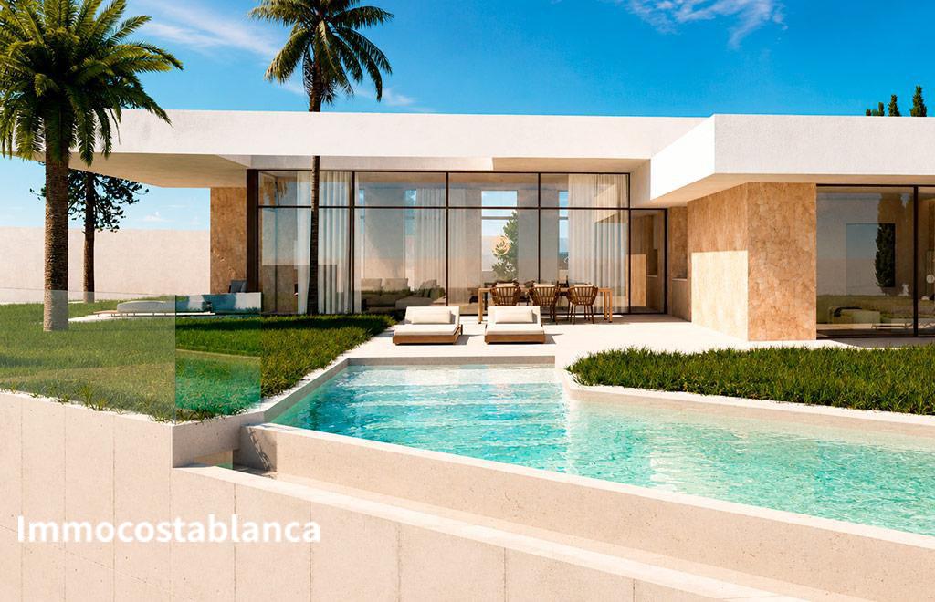Вилла в Рохалесе, 187 м², 1 590 000 €, фото 1, объявление 40667616