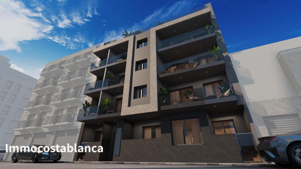 Квартира в Торревьехе, 93 м², 255 000 €, фото 1, объявление 55681216