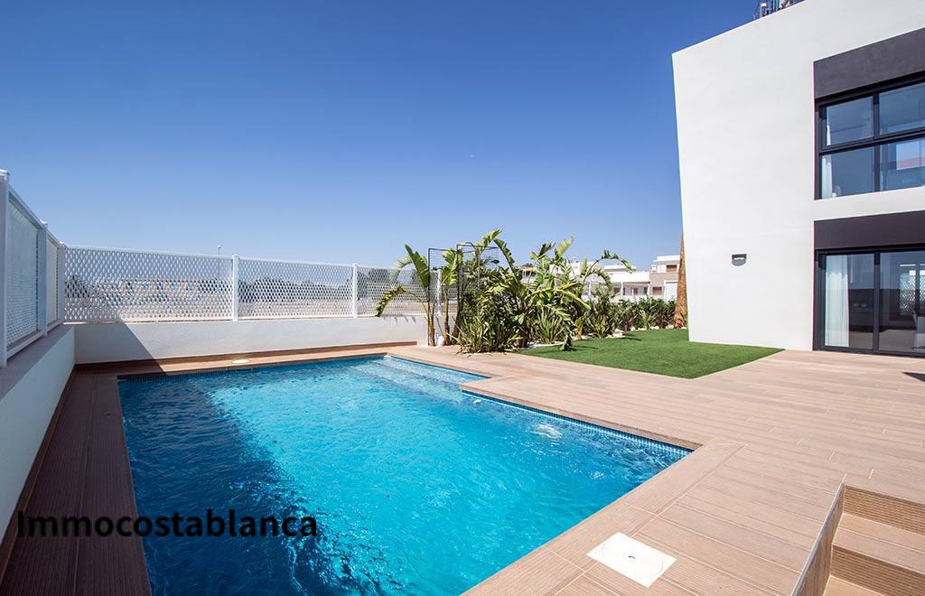 Вилла в Рохалесе, 115 м², 770 000 €, фото 2, объявление 63602816