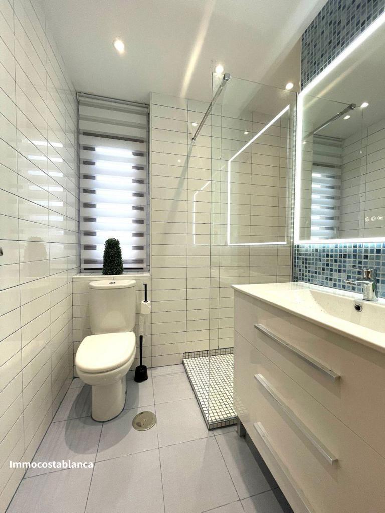 Квартира в Бенидорме, 80 м², 329 000 €, фото 1, объявление 12063536