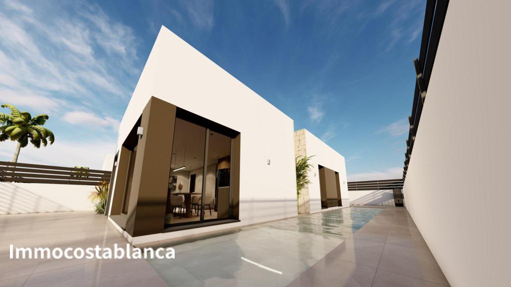 Вилла в Сьюдад-Кесада, 98 м², 400 000 €, фото 2, объявление 65439536