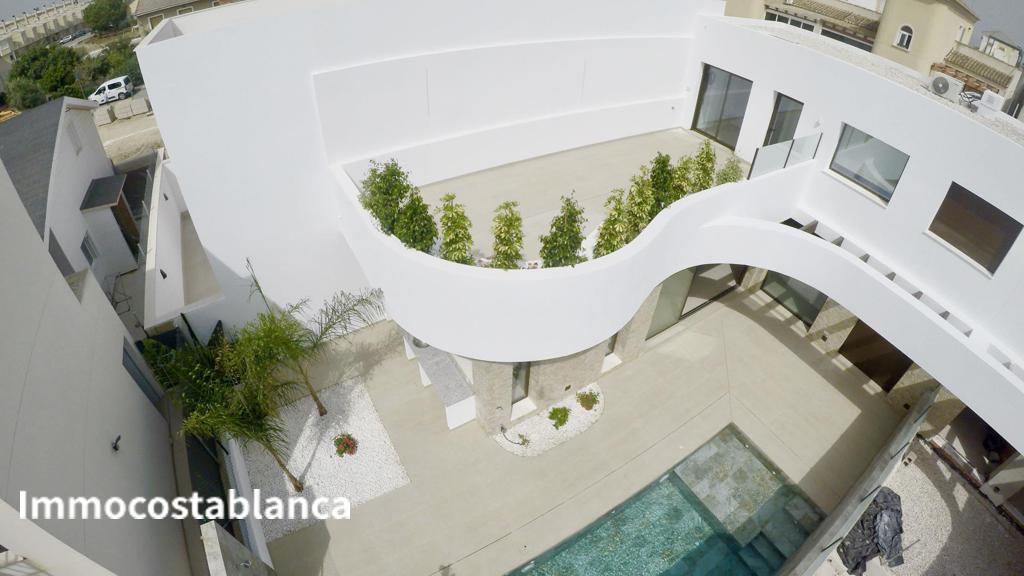 Вилла в Рохалесе, 149 м², 439 000 €, фото 5, объявление 76018816