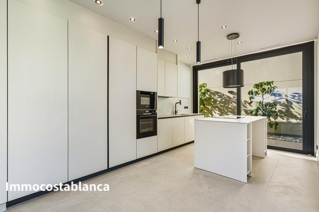 Вилла в Полопе, 200 м², 970 000 €, фото 8, объявление 74449216
