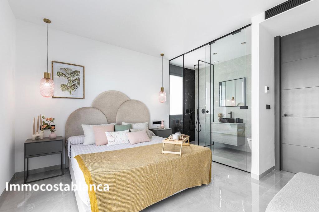 Вилла в Торревьехе, 120 м², 700 000 €, фото 1, объявление 16367536
