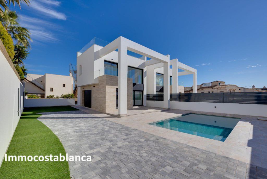 Квартира в Торревьехе, 238 м², 750 000 €, фото 2, объявление 48215536