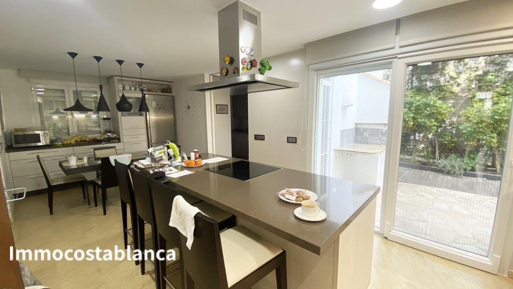 Вилла в Деэса де Кампоамор, 305 м², 1 696 000 €, фото 2, объявление 9825776