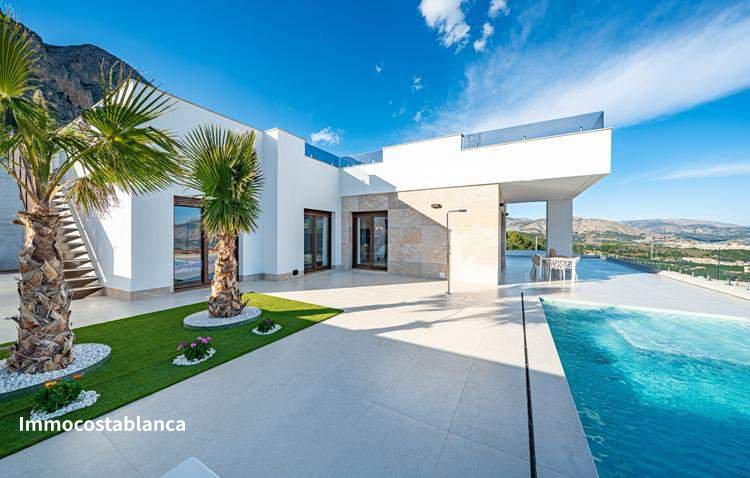 Вилла в Полопе, 137 м², 689 000 €, фото 3, объявление 30737216