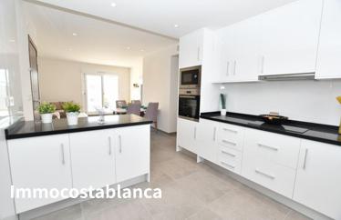 Квартира в Сан-Мигель-де-Салинасе, 73 м²