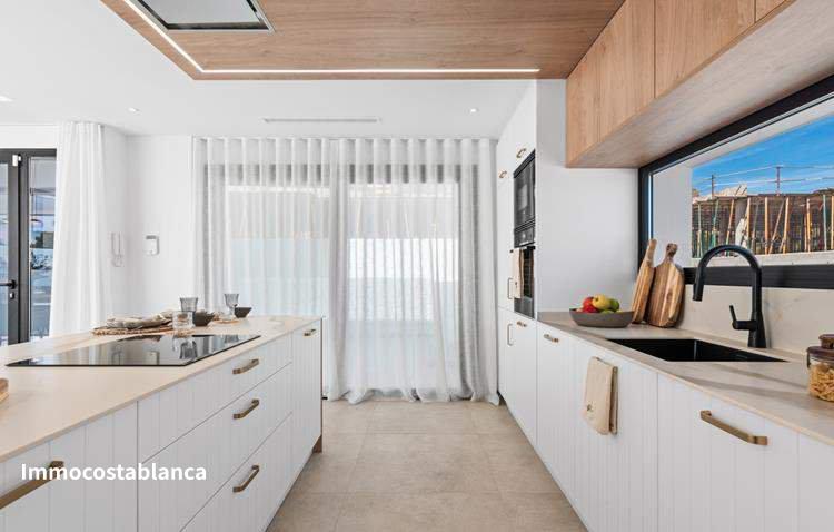 Вилла в Полопе, 366 м², 755 000 €, фото 10, объявление 51107536