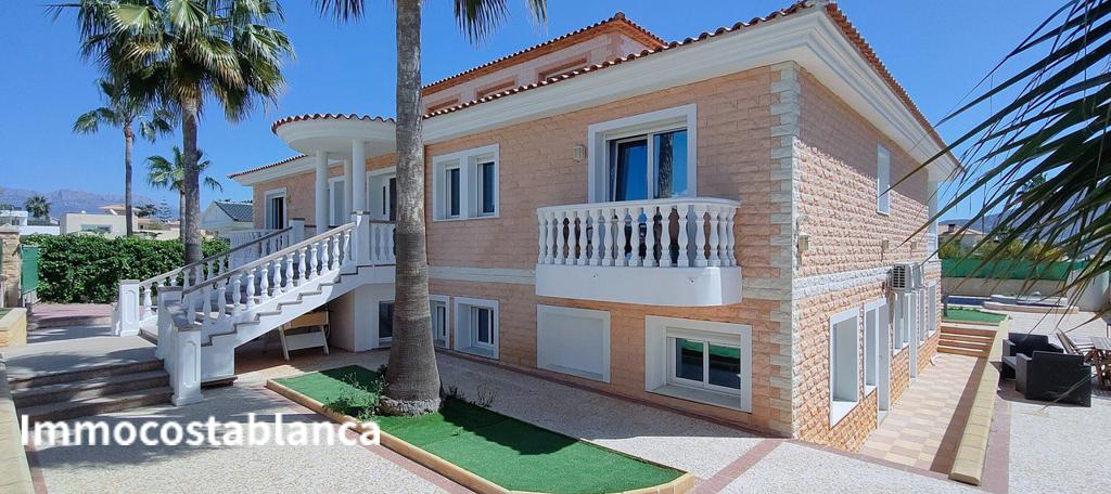 Вилла в Альфас-дель-Пи, 520 м², 1 185 000 €, фото 3, объявление 32612336