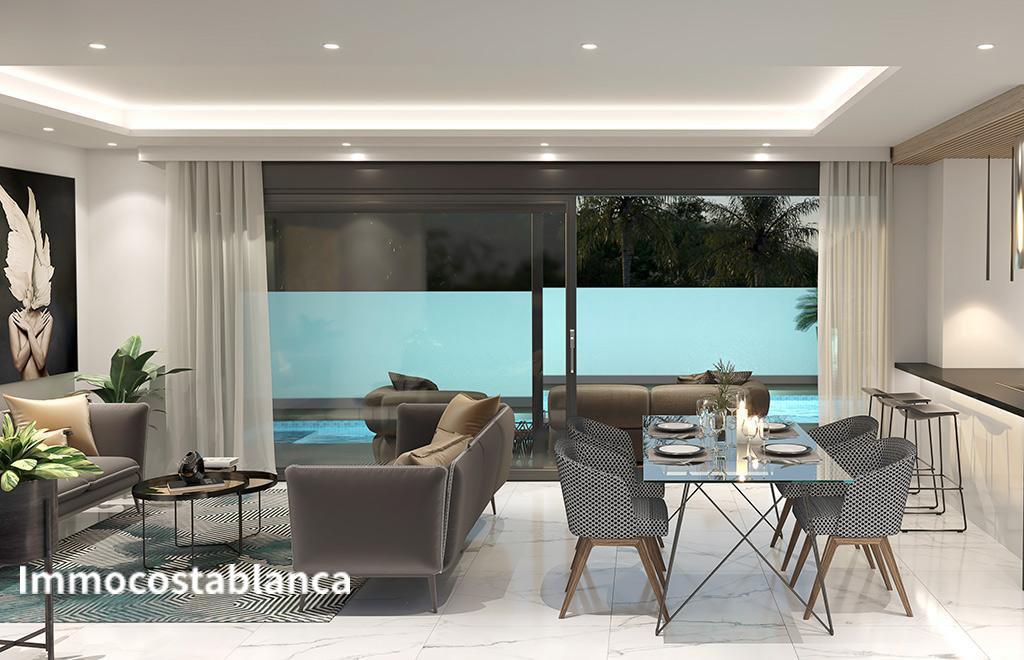 Вилла в Рохалесе, 107 м², 549 000 €, фото 3, объявление 8981936