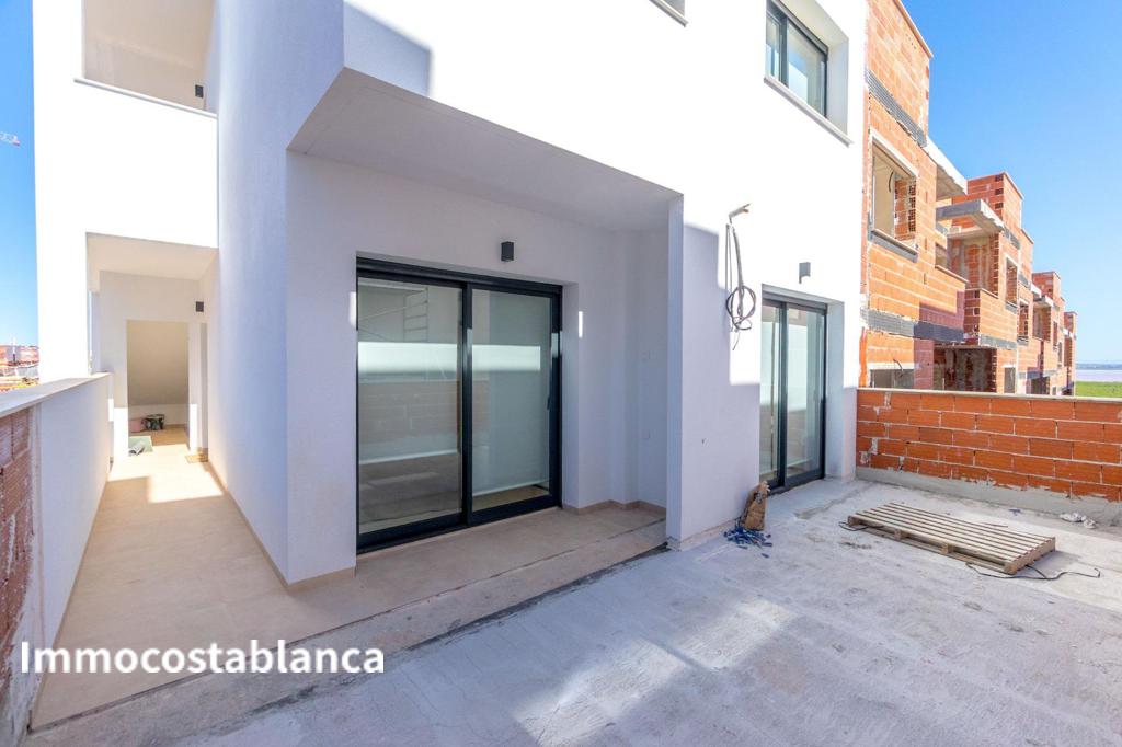 Коттедж в Торревьехе, 69 м², 300 000 €, фото 8, объявление 38207536