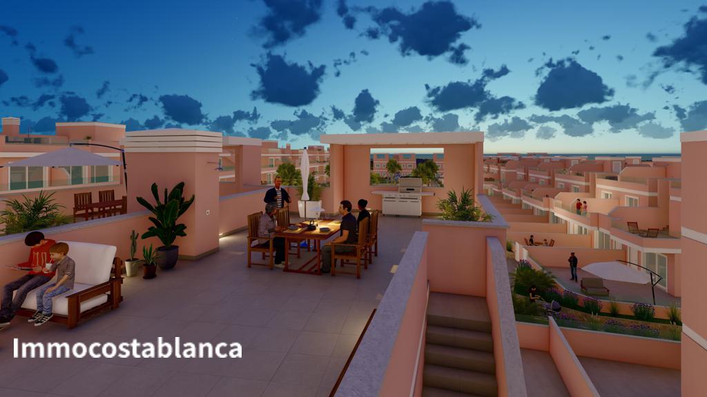 Коттедж в Пилар-де-ла-Орададе, 77 м², 300 000 €, фото 1, объявление 61817216