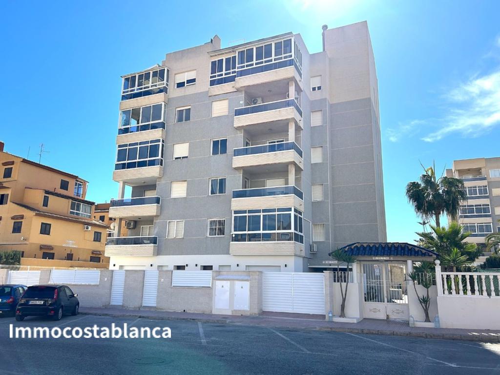 Коттедж в Торревьехе, 117 м², 370 000 €, фото 1, объявление 51369216