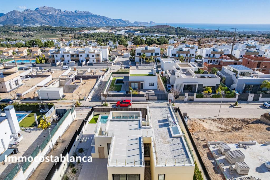 Вилла в Полопе, 200 м², 970 000 €, фото 3, объявление 74449216