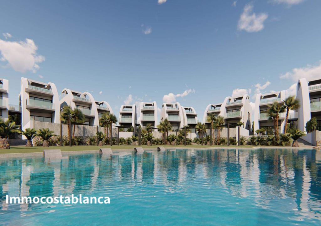 Пентхаус в Рохалесе, 157 м², 475 000 €, фото 1, объявление 10392336