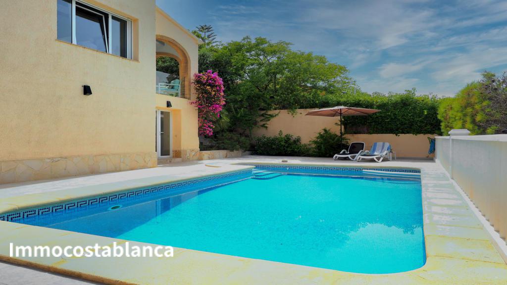 Вилла в Хавеа, 200 м², 850 000 €, фото 1, объявление 42091616