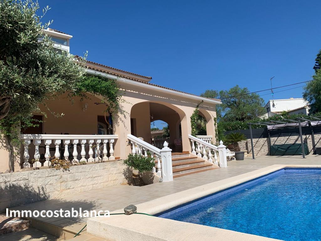 Коттедж в Дении, 395 м², 799 000 €, фото 2, объявление 9728416