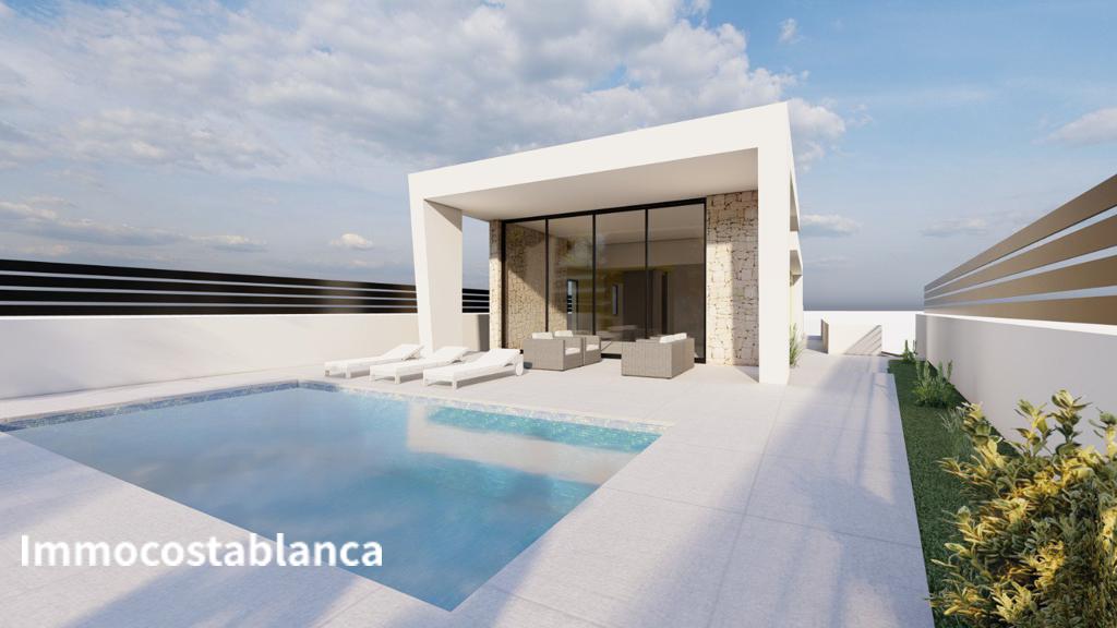 Вилла в Торревьехе, 120 м², 700 000 €, фото 2, объявление 18656416