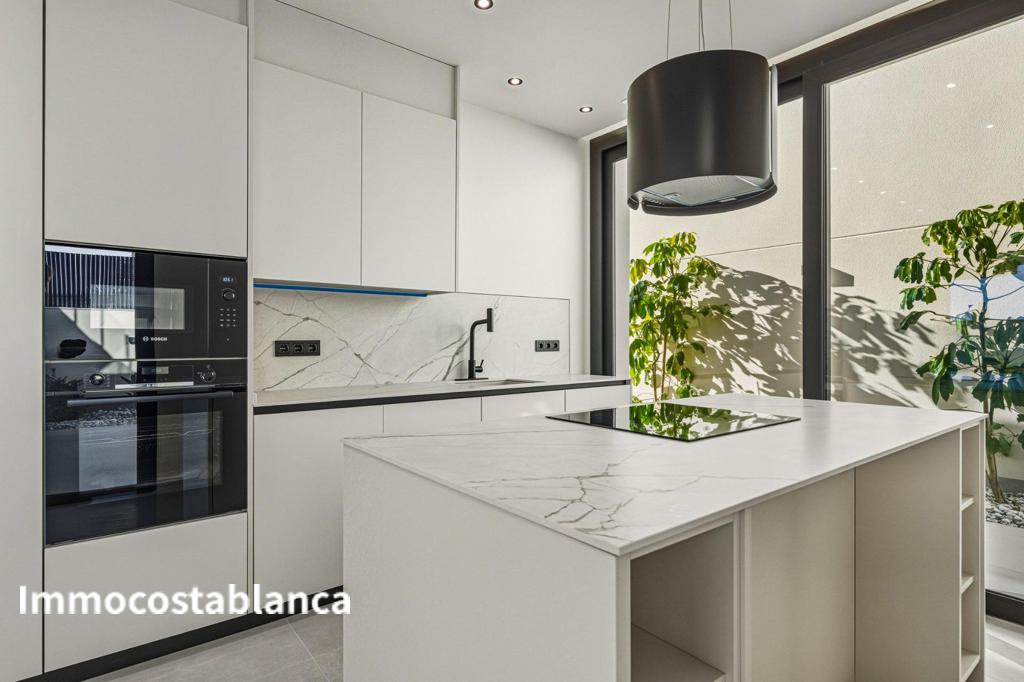 Вилла в Полопе, 200 м², 970 000 €, фото 10, объявление 74449216