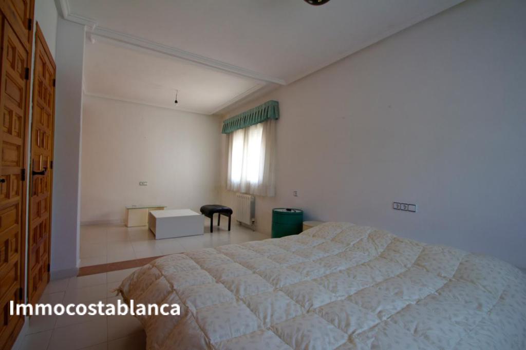 5-комн. вилла в Вильямартине, 259 м², 590 000 €, фото 8, объявление 17762968