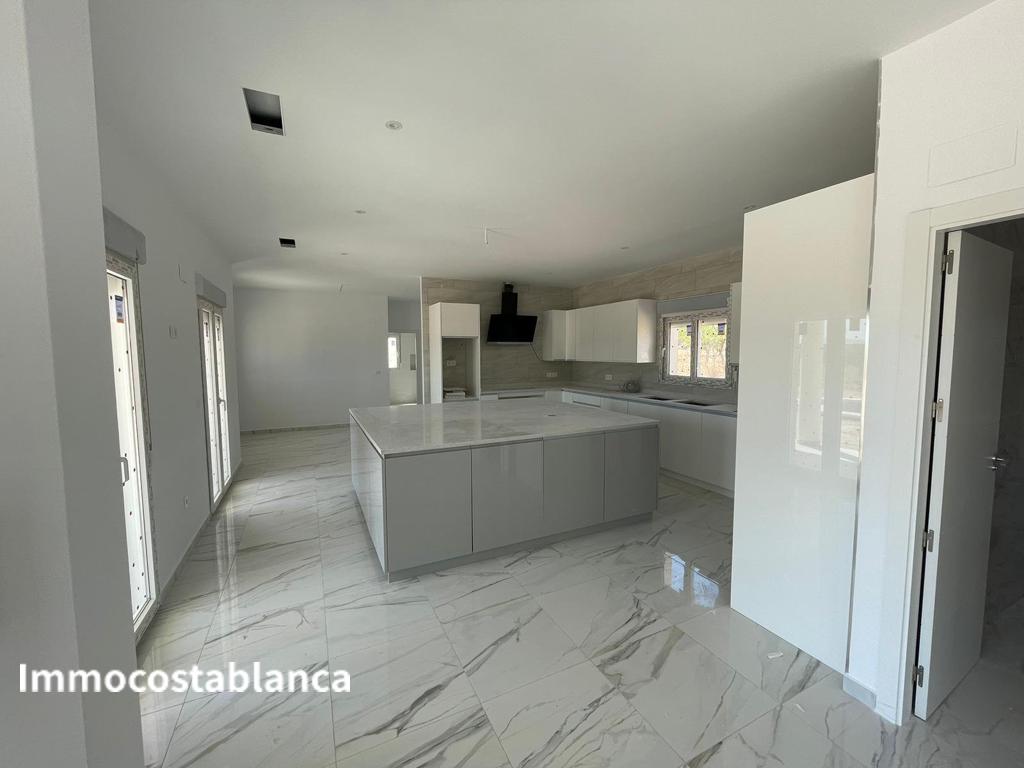 Вилла в Пиносо, 270 м², 611 000 €, фото 4, объявление 32767536