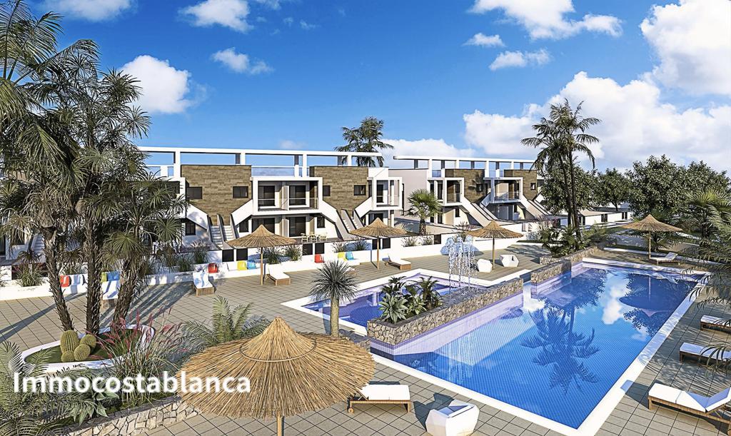 Коттедж в Пилар-де-ла-Орададе, 80 м², 309 000 €, фото 1, объявление 13416416