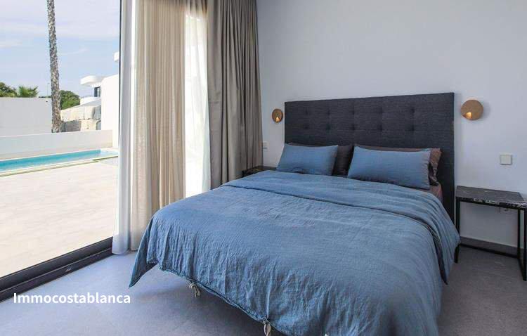 Вилла в Рохалесе, 245 м², 814 000 €, фото 6, объявление 18219536