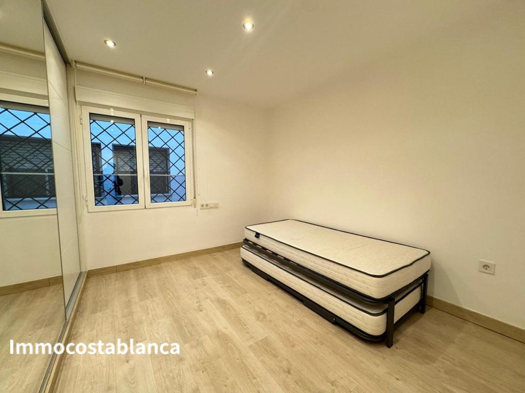 Квартира в Аликанте, 121 м², 260 000 €, фото 8, объявление 41610016